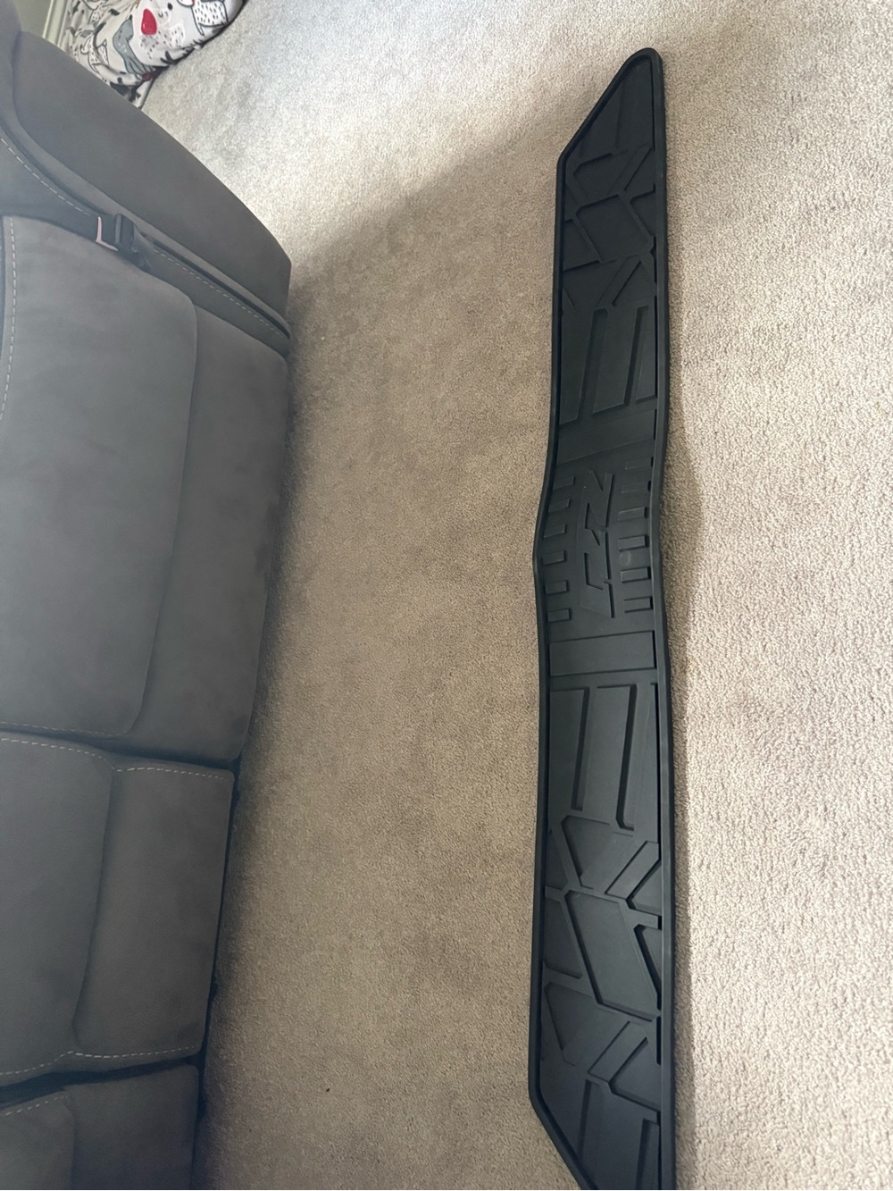 Black Rubber Chevy Z71 Truck Bed Protector / Cargo Mat